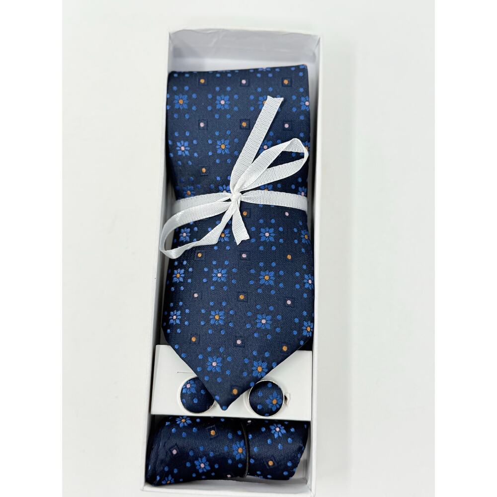 Momento New Style Tie Cufflinks and Hankerchief Blue Floral